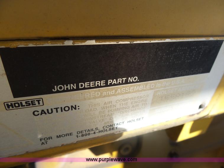 image for item J5499 2000 Ag-Chem TerraGator 8103 self-propelled applicator