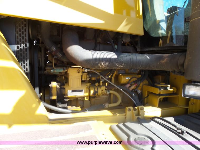 image for item J5499 2000 Ag-Chem TerraGator 8103 self-propelled applicator