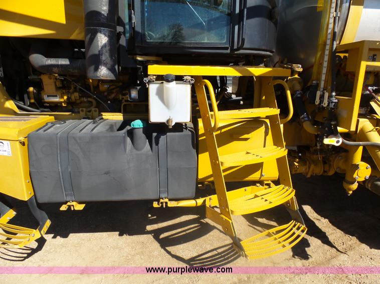 image for item J5499 2000 Ag-Chem TerraGator 8103 self-propelled applicator