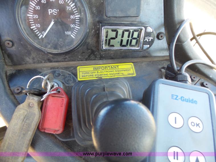 image for item J5499 2000 Ag-Chem TerraGator 8103 self-propelled applicator