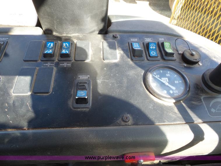 image for item J5499 2000 Ag-Chem TerraGator 8103 self-propelled applicator