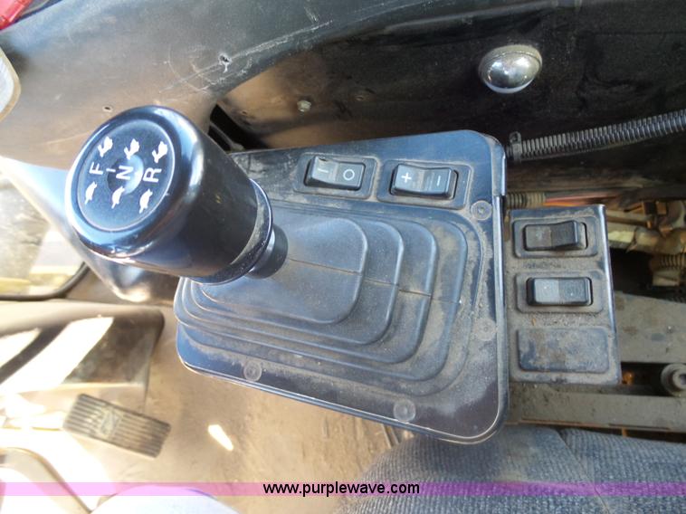 image for item J5499 2000 Ag-Chem TerraGator 8103 self-propelled applicator