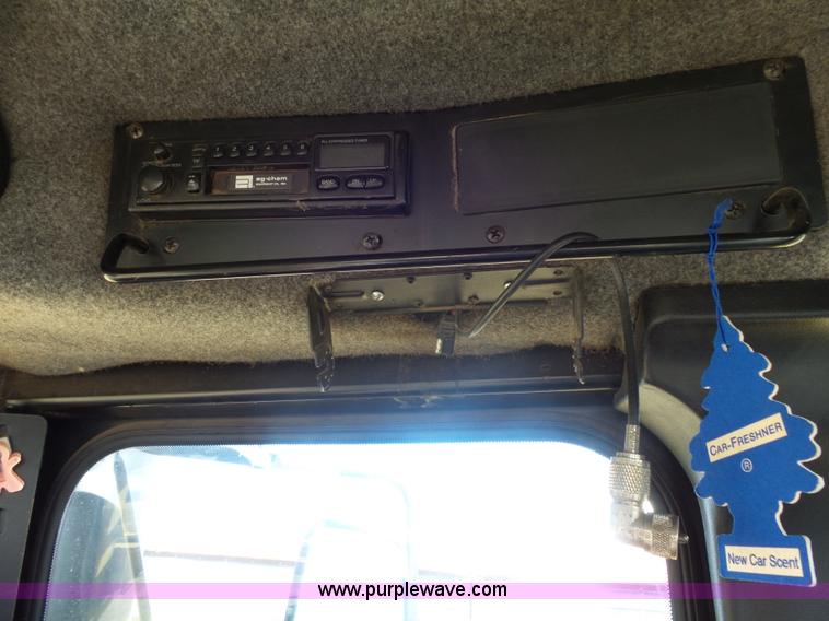 image for item J5499 2000 Ag-Chem TerraGator 8103 self-propelled applicator