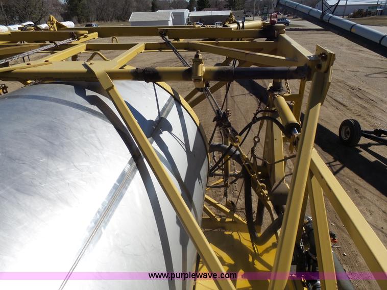 image for item J5499 2000 Ag-Chem TerraGator 8103 self-propelled applicator