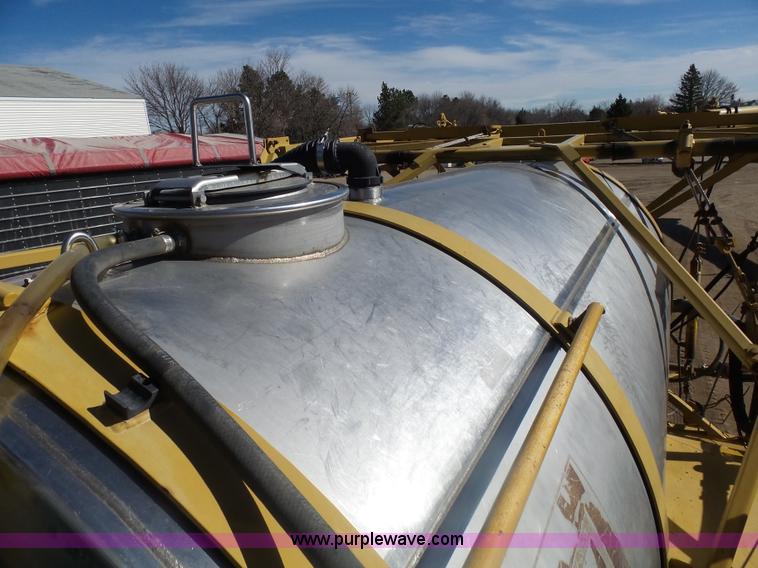 image for item J5499 2000 Ag-Chem TerraGator 8103 self-propelled applicator