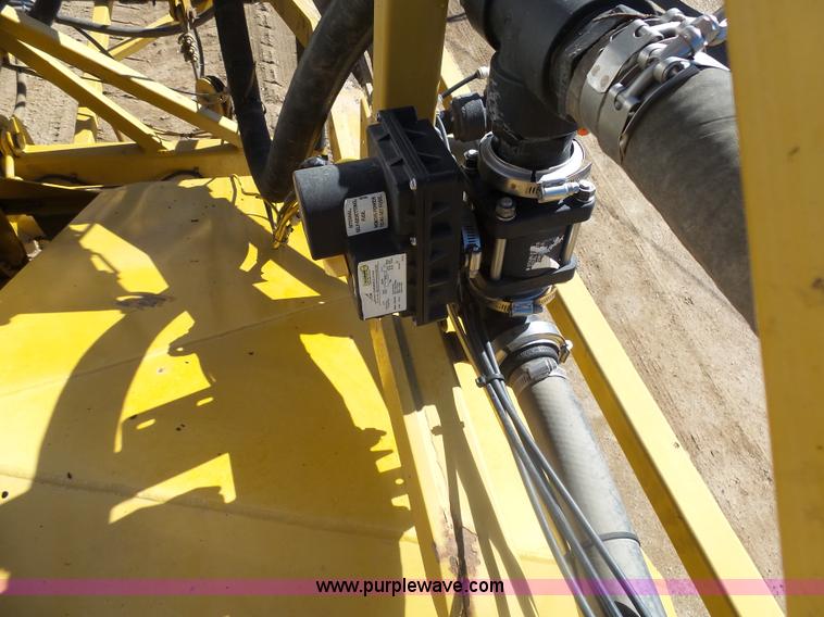 image for item J5499 2000 Ag-Chem TerraGator 8103 self-propelled applicator