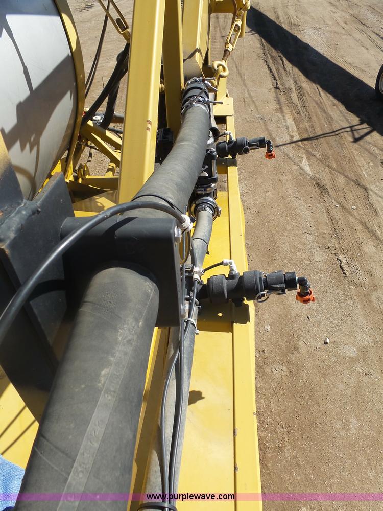 image for item J5499 2000 Ag-Chem TerraGator 8103 self-propelled applicator