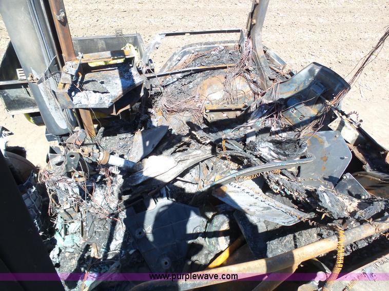 image for item J6160 2007 John Deere 8430T tractor