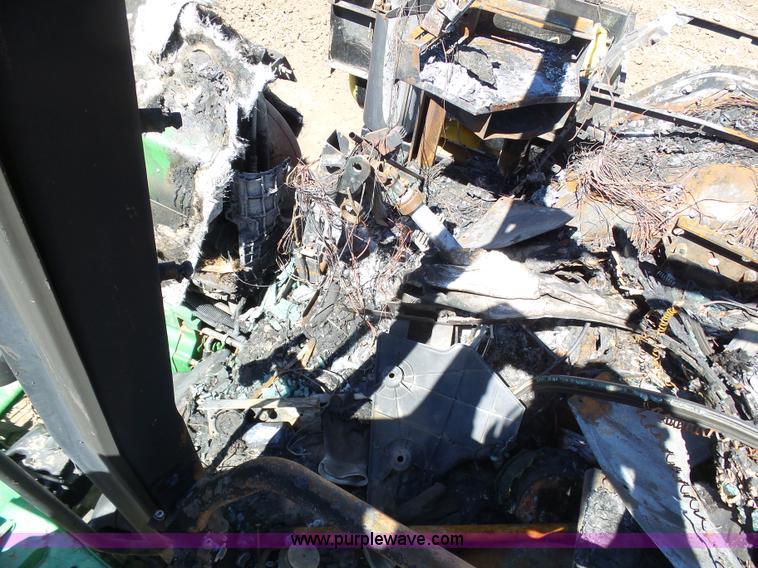 image for item J6160 2007 John Deere 8430T tractor