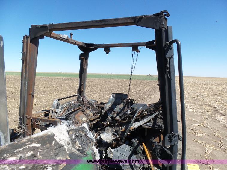 image for item J6160 2007 John Deere 8430T tractor