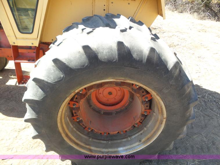 image for item J6178 Case 1170 Agri-King tractor