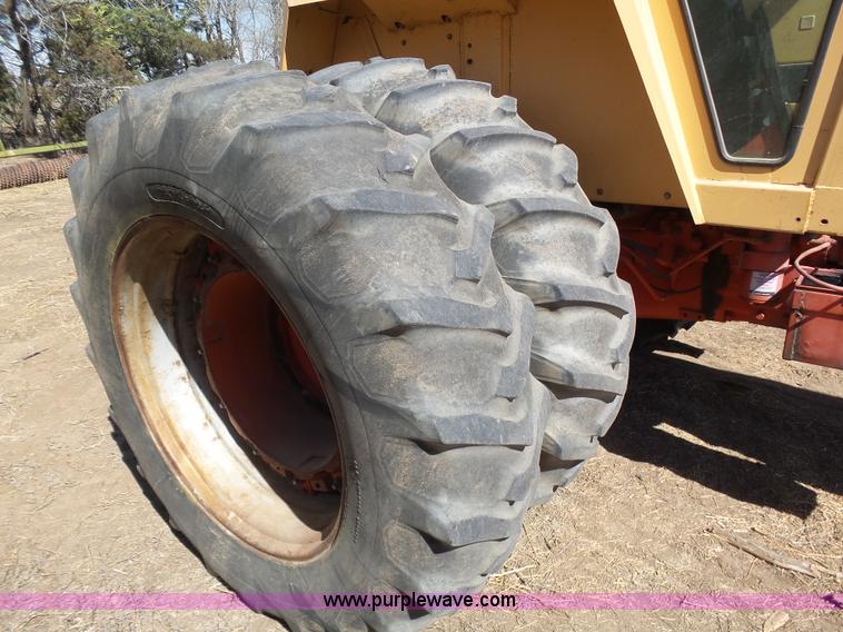 image for item J6178 Case 1170 Agri-King tractor