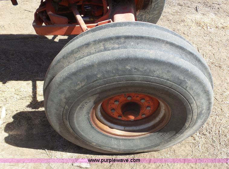 image for item J6178 Case 1170 Agri-King tractor