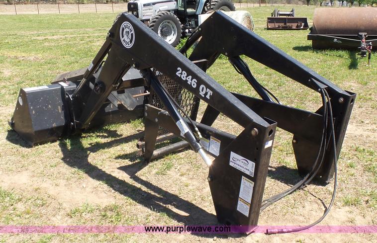 image for item J7523 Bush Hog 2846QT loader