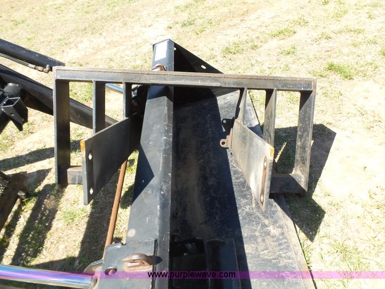 image for item J7523 Bush Hog 2846QT loader