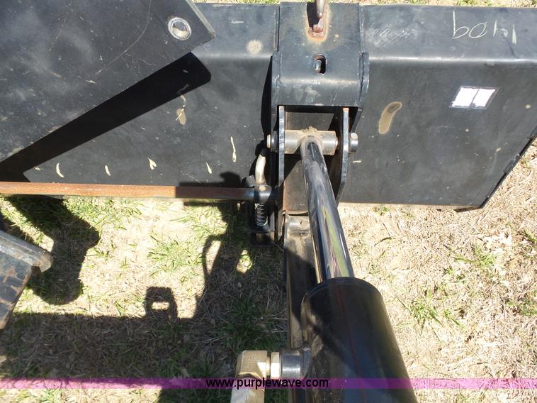 image for item J7523 Bush Hog 2846QT loader