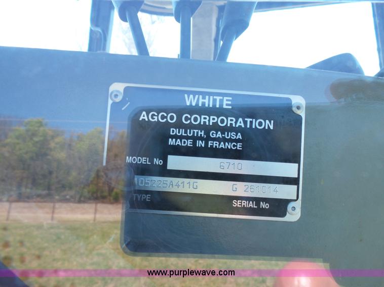 image for item J7525 1998 AGCO White 6710 MFWD tractor