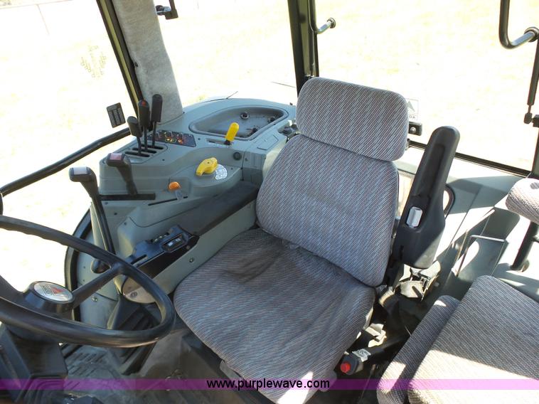image for item J7525 1998 AGCO White 6710 MFWD tractor