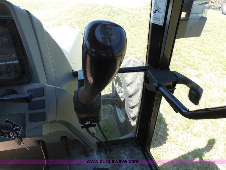 image for item J7525 1998 AGCO White 6710 MFWD tractor