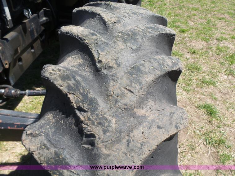 image for item J7525 1998 AGCO White 6710 MFWD tractor