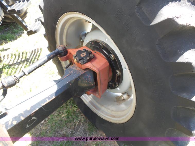 image for item J7525 1998 AGCO White 6710 MFWD tractor