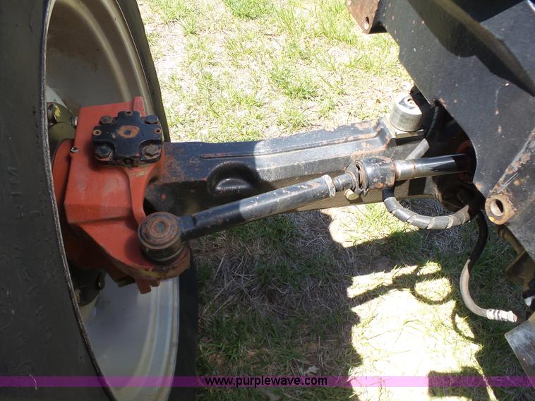 image for item J7525 1998 AGCO White 6710 MFWD tractor