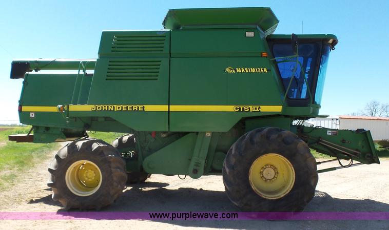 image for item J7541 1998 John Deere CTS II RWA combine