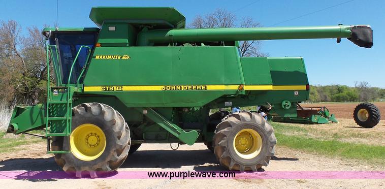 image for item J7541 1998 John Deere CTS II RWA combine