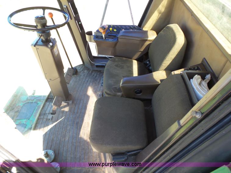 image for item J7541 1998 John Deere CTS II RWA combine