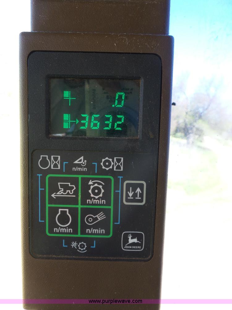 image for item J7541 1998 John Deere CTS II RWA combine