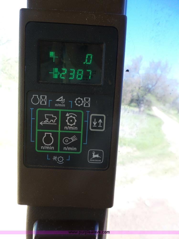 image for item J7541 1998 John Deere CTS II RWA combine