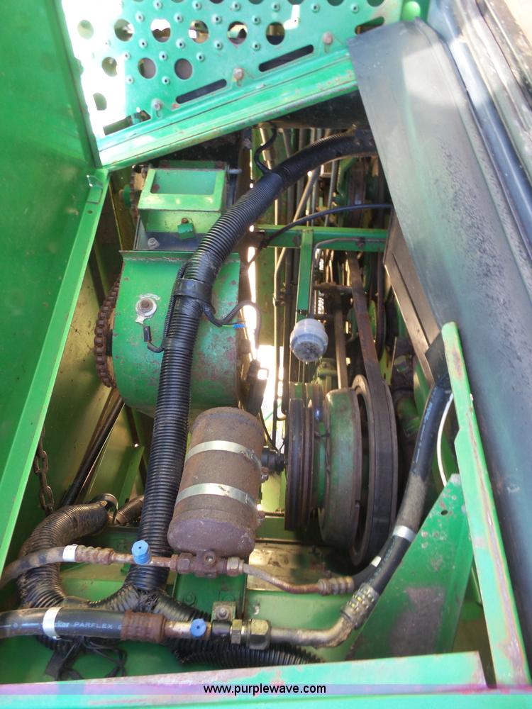 image for item J7541 1998 John Deere CTS II RWA combine