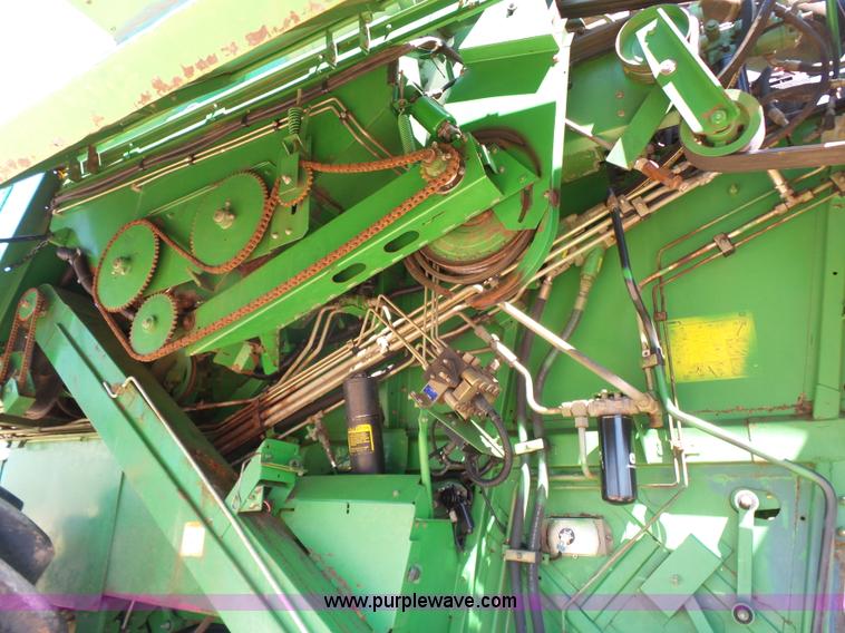image for item J7541 1998 John Deere CTS II RWA combine