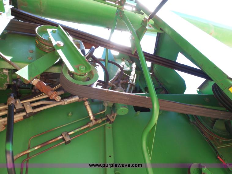 image for item J7541 1998 John Deere CTS II RWA combine