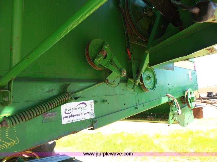 image for item J7541 1998 John Deere CTS II RWA combine