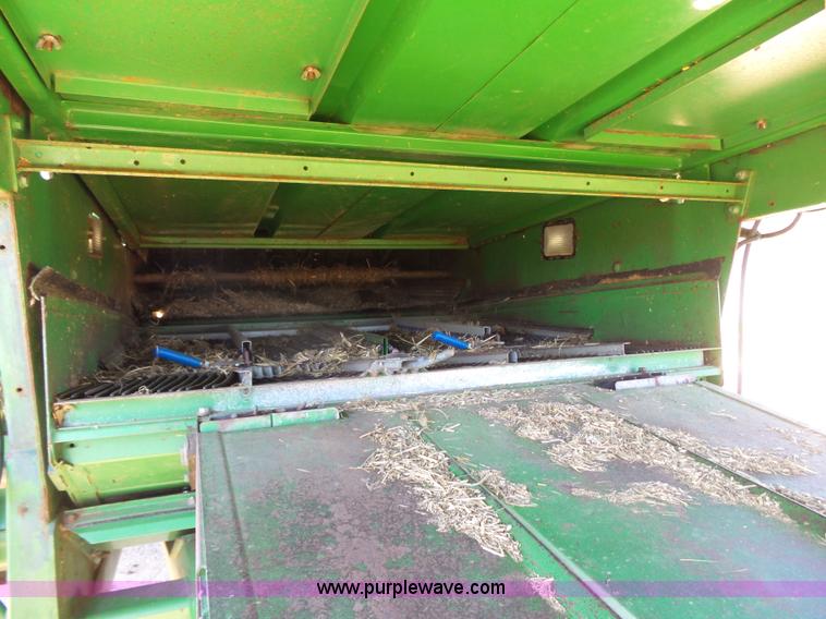 image for item J7541 1998 John Deere CTS II RWA combine