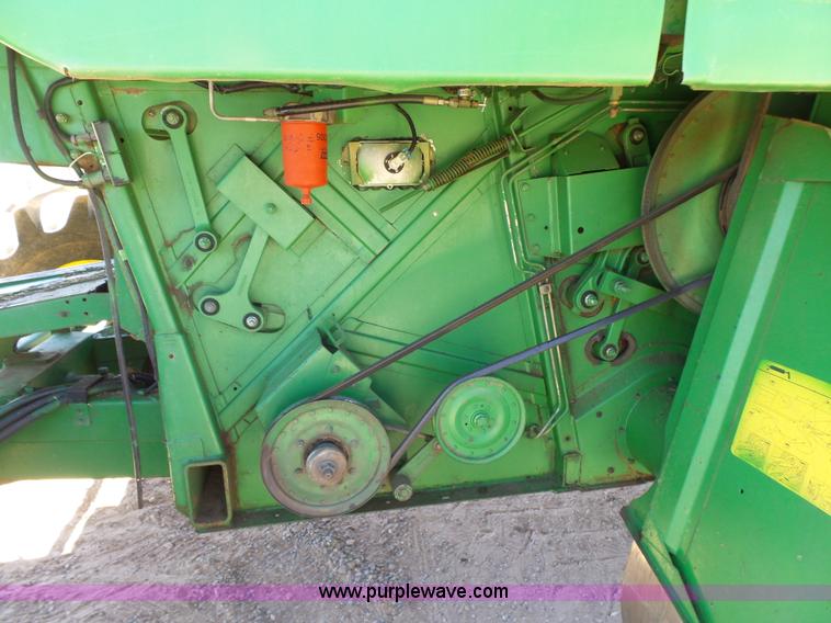 image for item J7541 1998 John Deere CTS II RWA combine