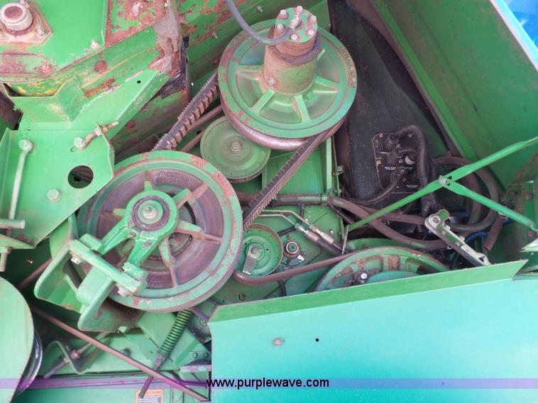 image for item J7541 1998 John Deere CTS II RWA combine