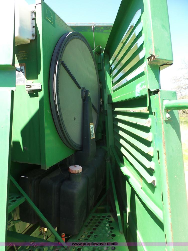 image for item J7541 1998 John Deere CTS II RWA combine