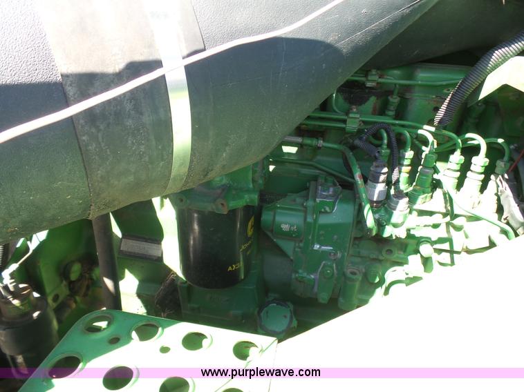 image for item J7541 1998 John Deere CTS II RWA combine