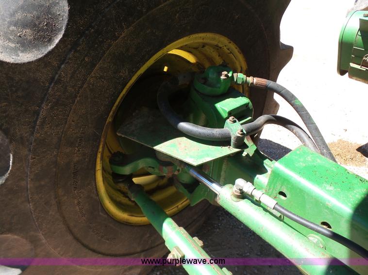 image for item J7541 1998 John Deere CTS II RWA combine