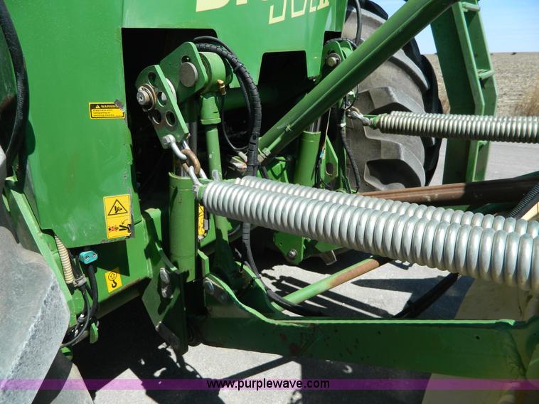 image for item J8981 2006 Krone Big M II self-propelled windrower