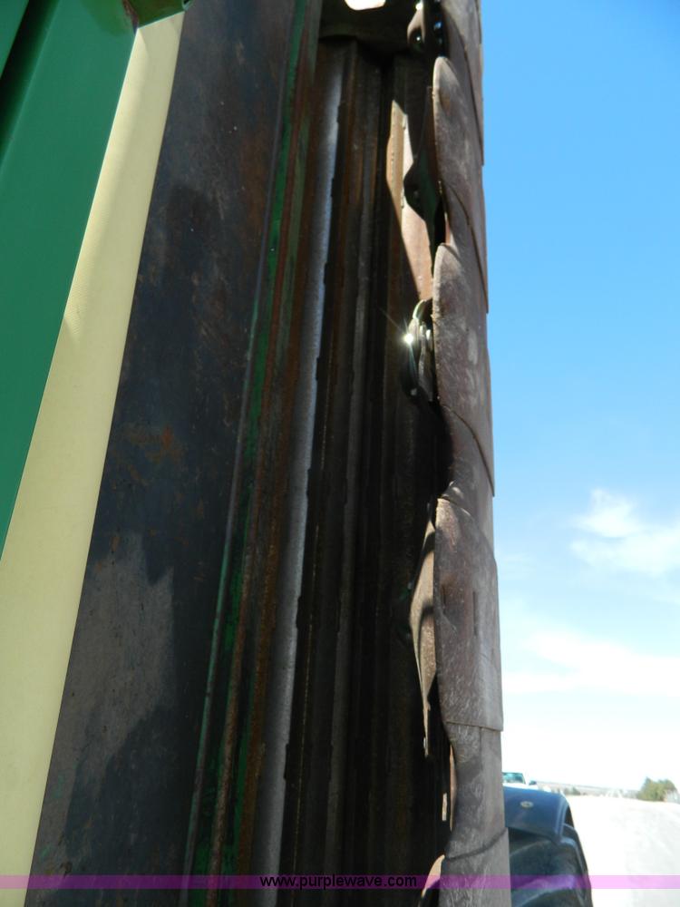 image for item J8981 2006 Krone Big M II self-propelled windrower