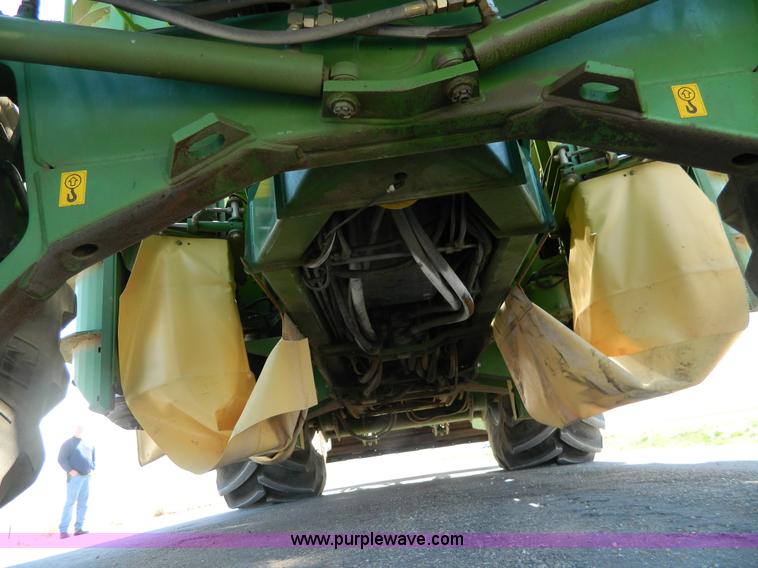 image for item J8981 2006 Krone Big M II self-propelled windrower