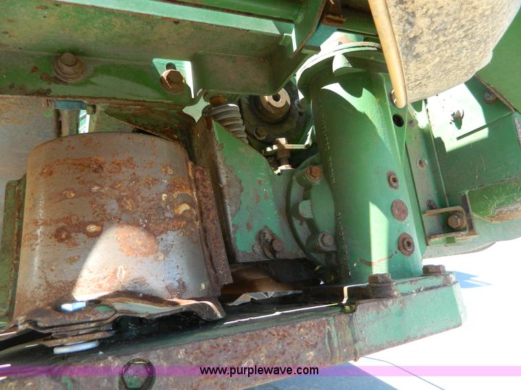 image for item J8981 2006 Krone Big M II self-propelled windrower