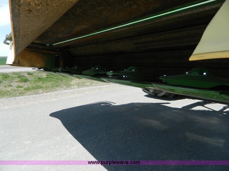 image for item J8981 2006 Krone Big M II self-propelled windrower