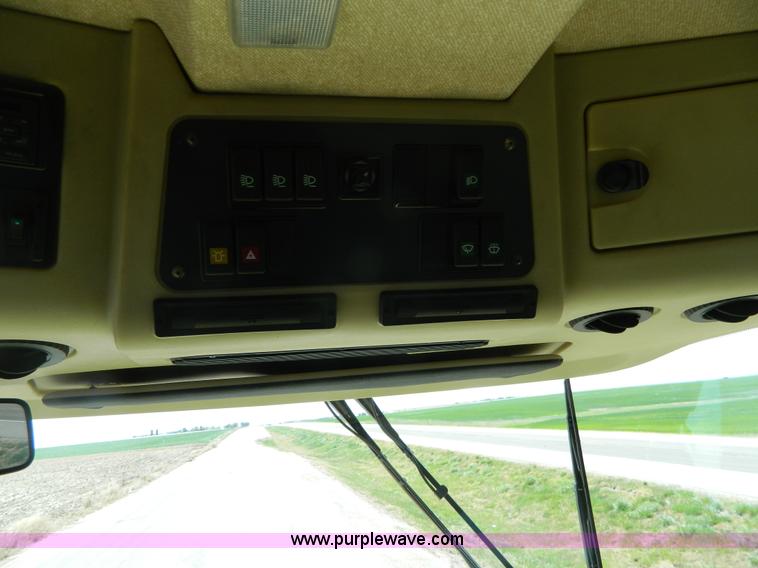 image for item J8981 2006 Krone Big M II self-propelled windrower