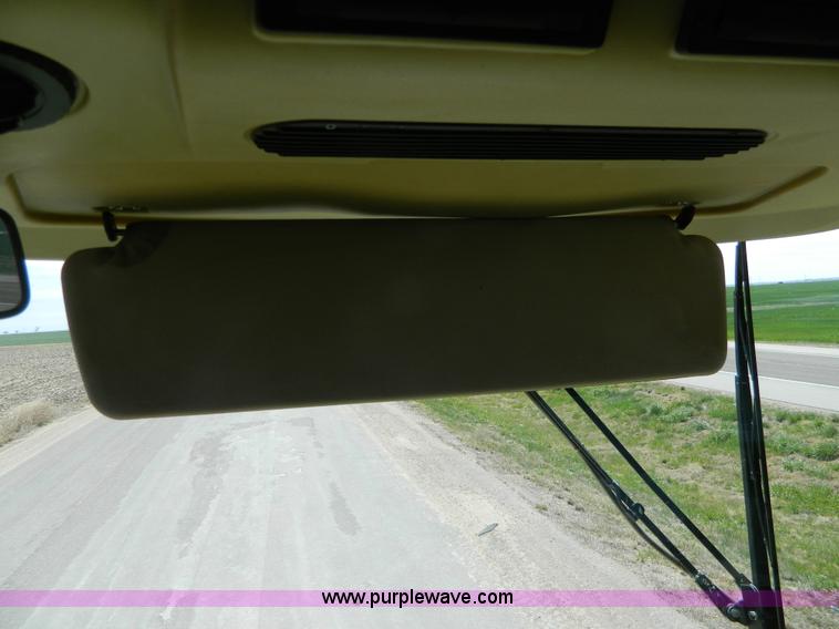 image for item J8981 2006 Krone Big M II self-propelled windrower