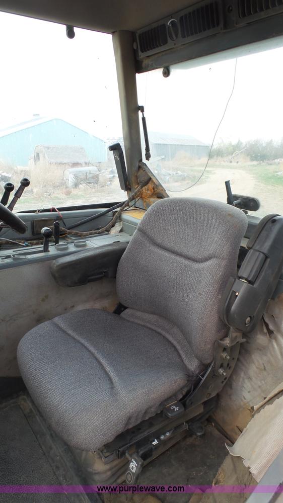 image for item K4247 1994 Case IH 7220 tractor