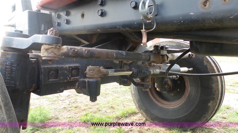 image for item K4247 1994 Case IH 7220 tractor